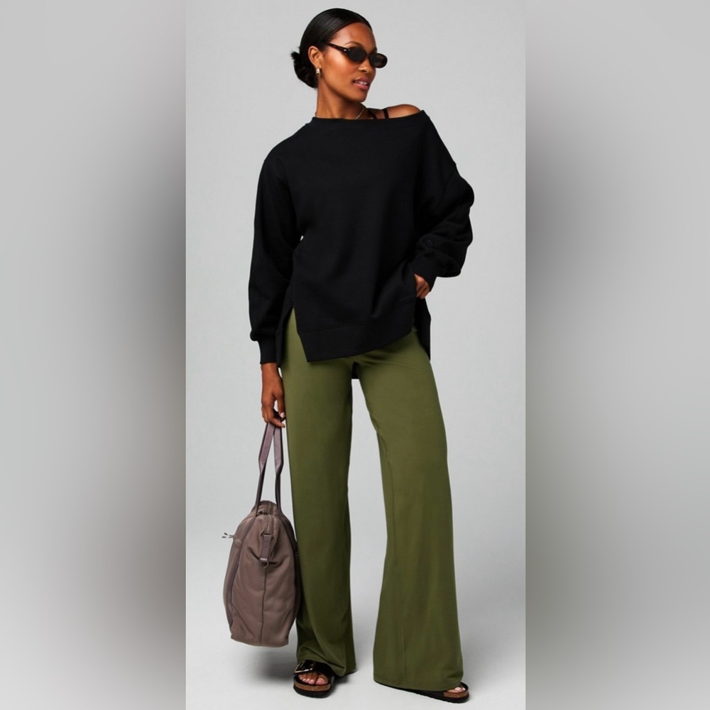 Fabletics Cozy Fleece Oversized Sweatshirt | S | NWT | Black - Picture 1 of 9